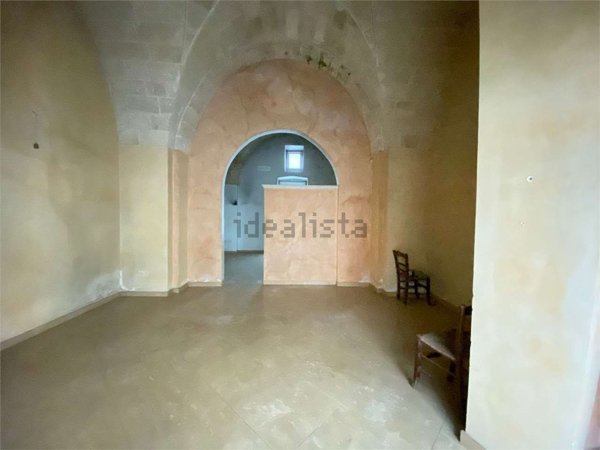 negozio in vendita a Casarano