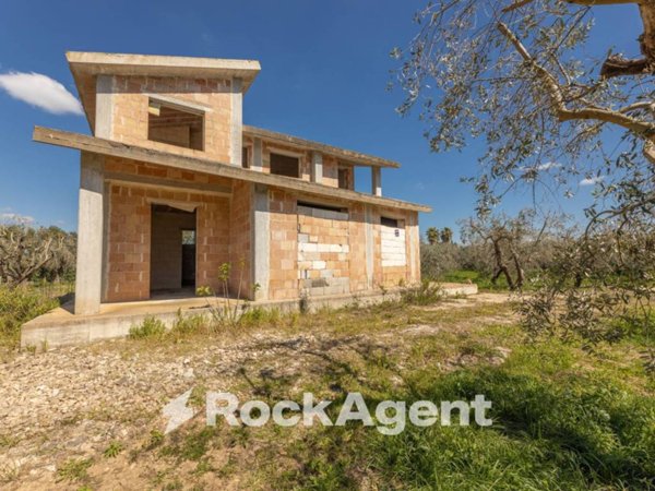 casa indipendente in vendita a Casarano