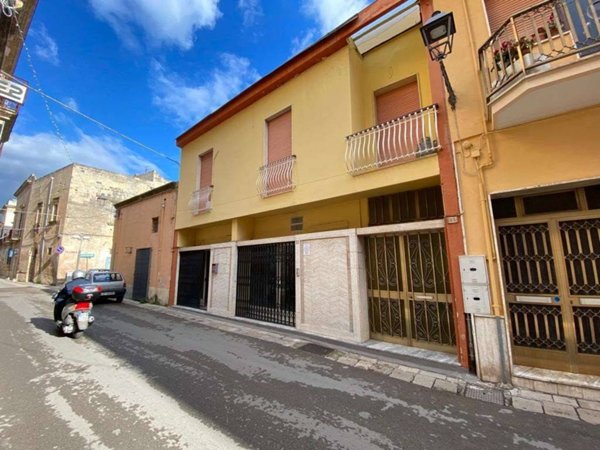casa indipendente in vendita a Casarano