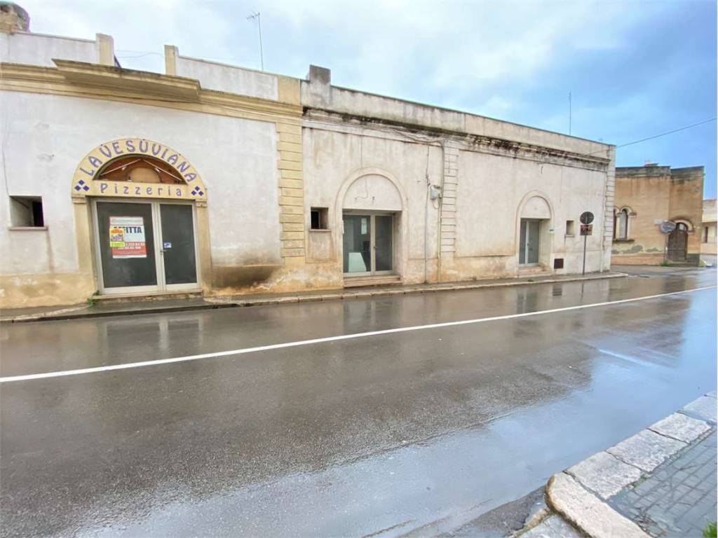 negozio in vendita a Casarano
