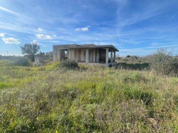 casa indipendente in vendita a Casarano