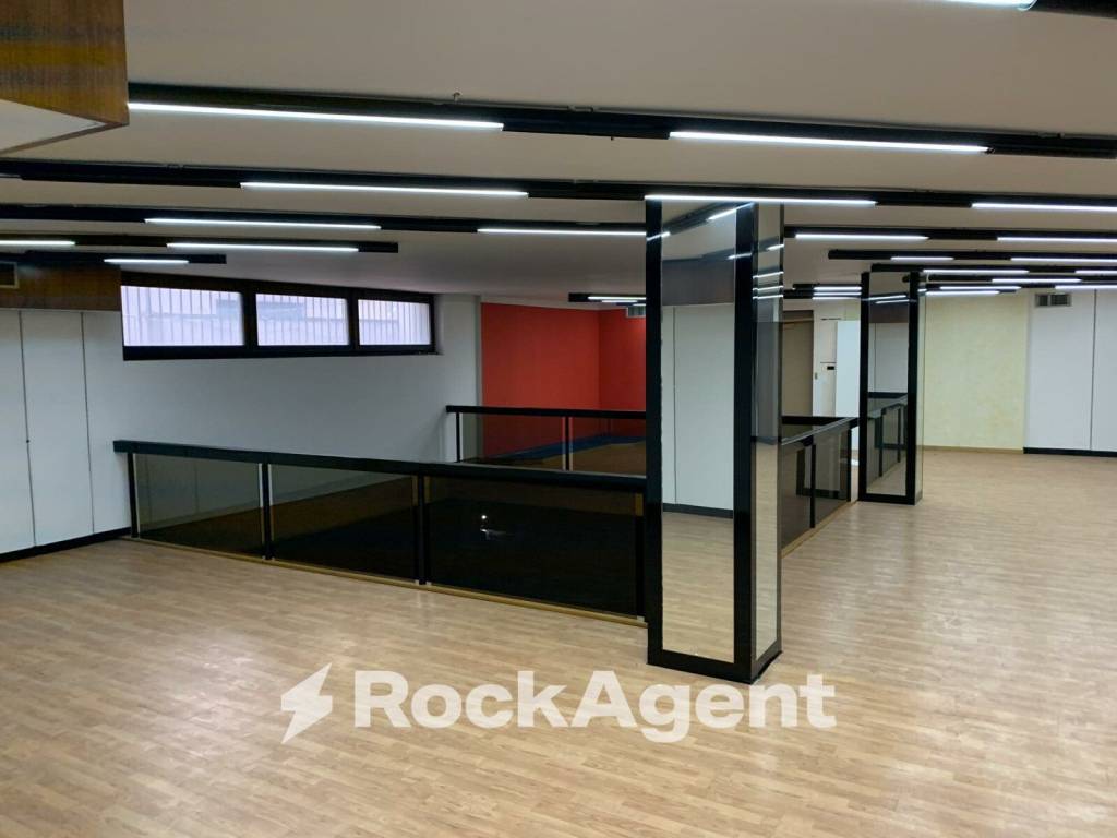 negozio in vendita a Casarano