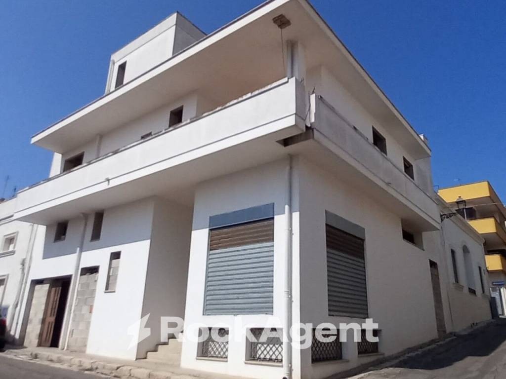 appartamento in vendita a Casarano