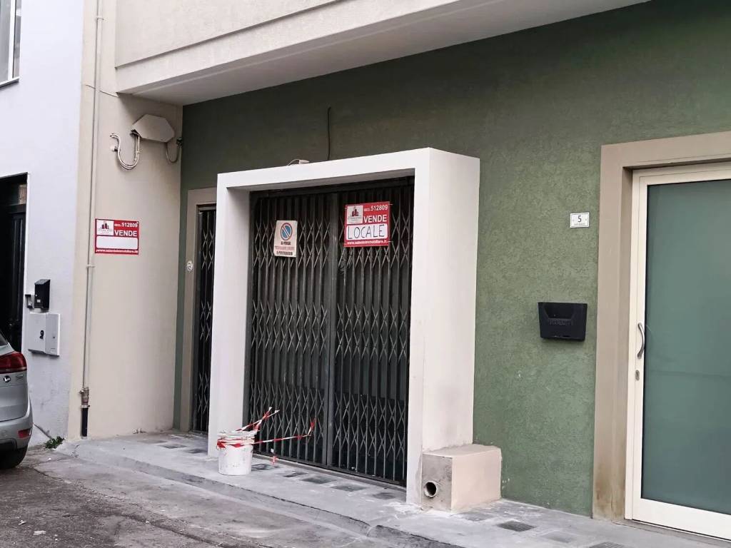 negozio in vendita a Casarano