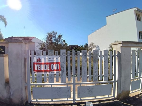 casa indipendente in vendita a Casarano