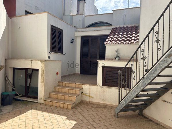 casa indipendente in vendita a Casarano