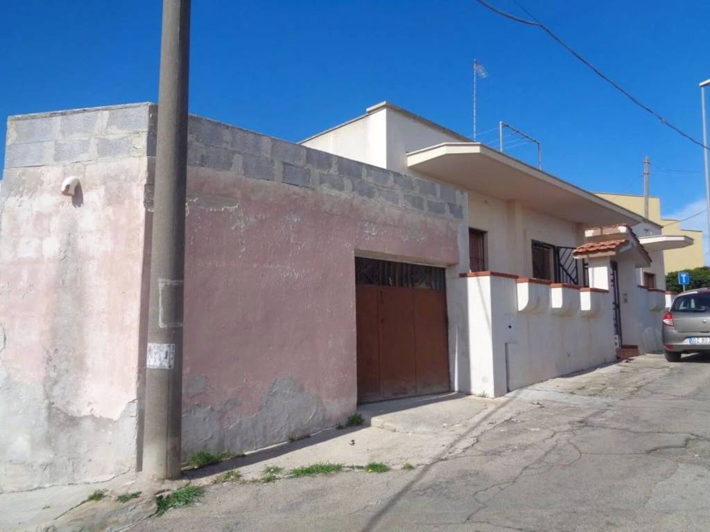 casa indipendente in vendita a Casarano