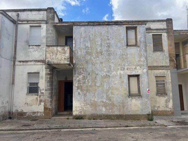 casa indipendente in vendita a Casarano