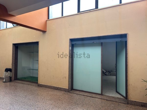 locale commerciale in vendita a Casarano