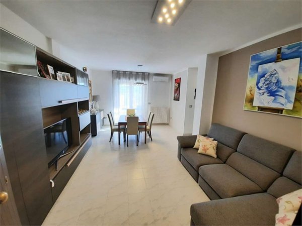 appartamento in vendita a Casarano
