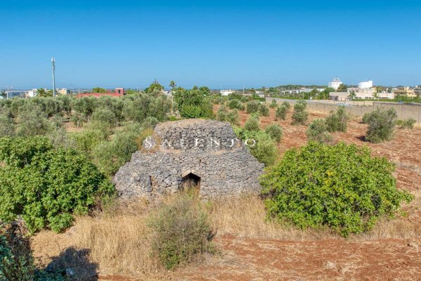 terreno edificabile in vendita a Casarano