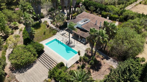 casa indipendente in vendita a Casarano