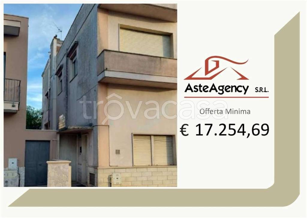 casa indipendente in vendita a Casarano