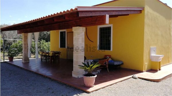 casa indipendente in vendita a Casarano