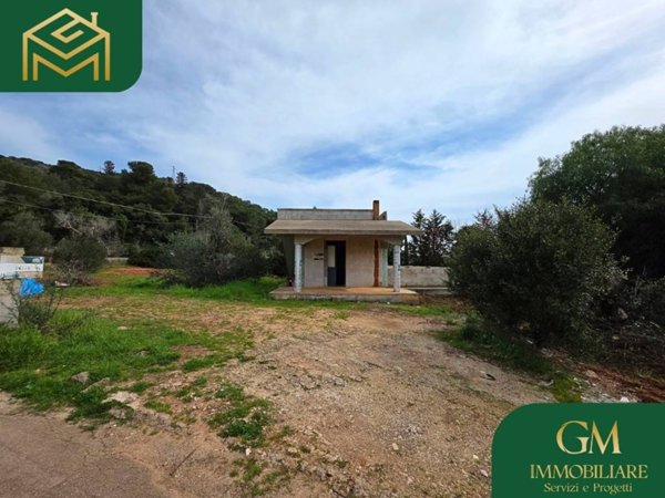 casa indipendente in vendita a Casarano