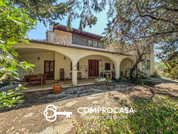 casa indipendente in vendita a Casarano