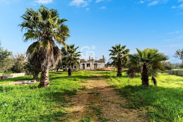 casa indipendente in vendita a Casarano