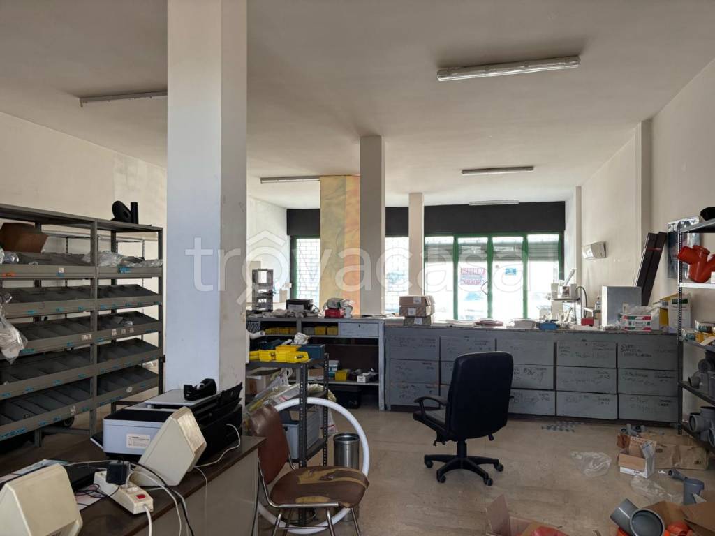 negozio in vendita a Casarano