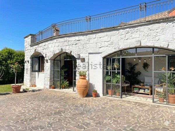 casa indipendente in vendita a Casarano