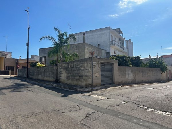 casa indipendente in vendita a Casarano
