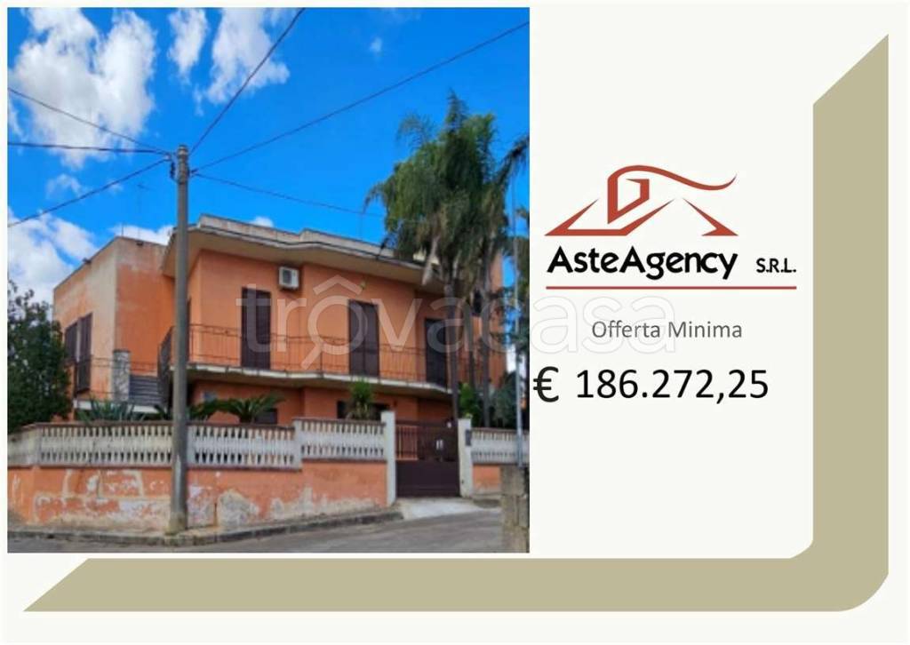 casa indipendente in vendita a Casarano