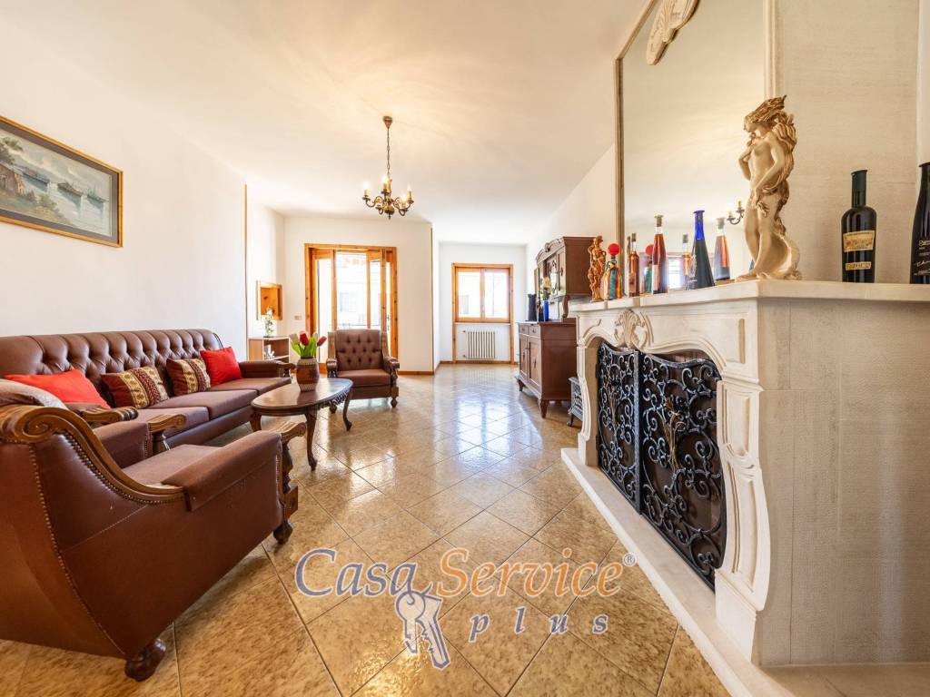 appartamento in vendita a Casarano