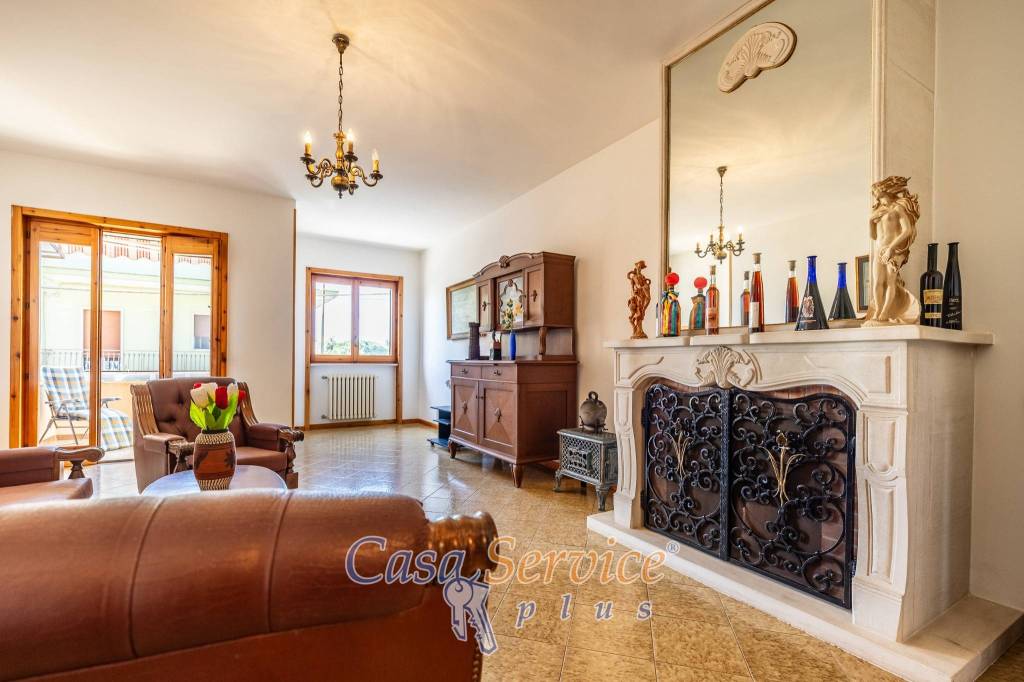 appartamento in vendita a Casarano