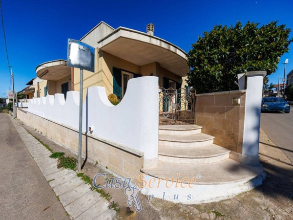 casa indipendente in vendita a Casarano