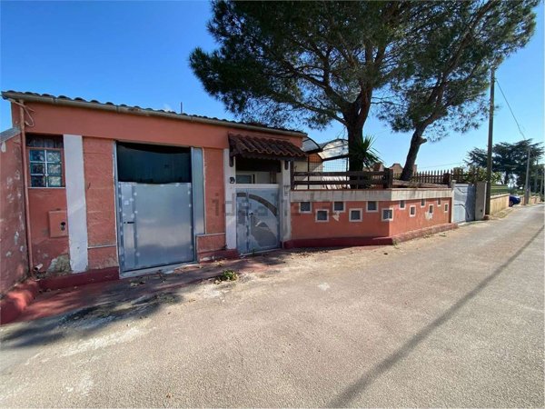 pentavano in vendita a Casarano