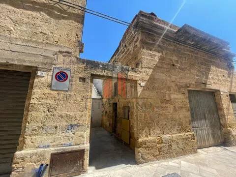 casa indipendente in vendita a Casarano