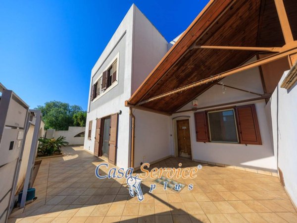 casa indipendente in vendita a Casarano