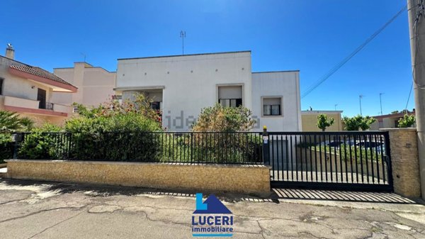 casa indipendente in vendita a Casarano