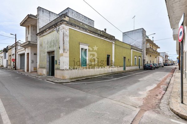 casa indipendente in vendita a Castri di Lecce