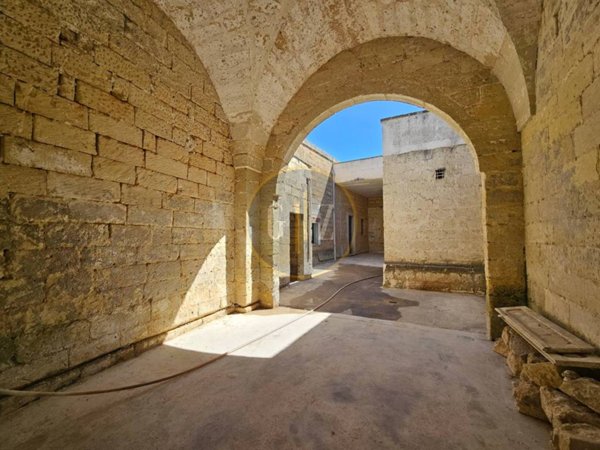 casa indipendente in vendita a Castri di Lecce