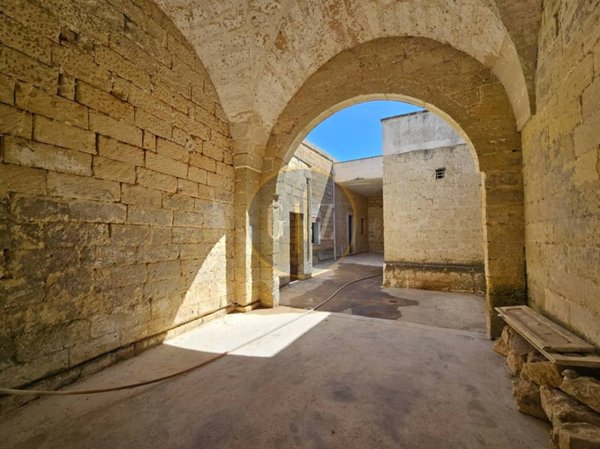 casa indipendente in vendita a Castri di Lecce