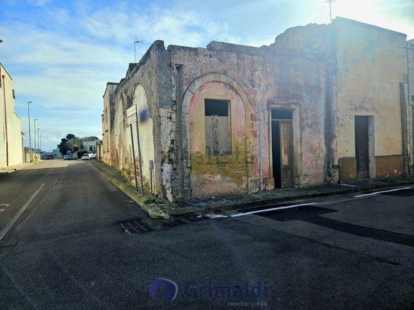 casa indipendente in vendita a Castri di Lecce