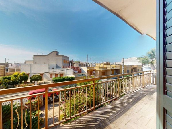 casa indipendente in vendita a Castrignano de' Greci