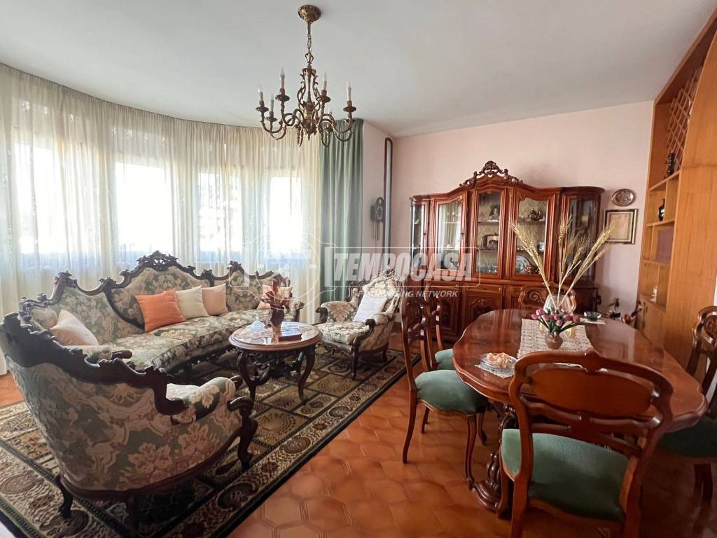 casa indipendente in vendita a Castrignano de' Greci