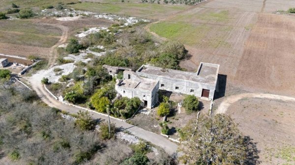 casale in vendita a Castrignano de' Greci