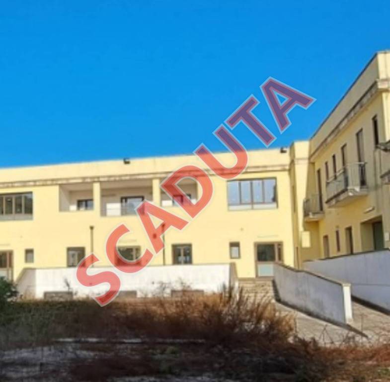 locale commerciale in vendita a Castrignano de' Greci