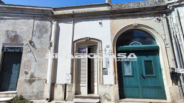 casa indipendente in vendita a Castrignano de' Greci