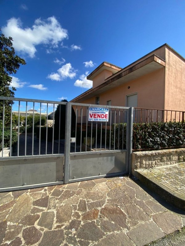 villa in vendita a Castrignano de' Greci