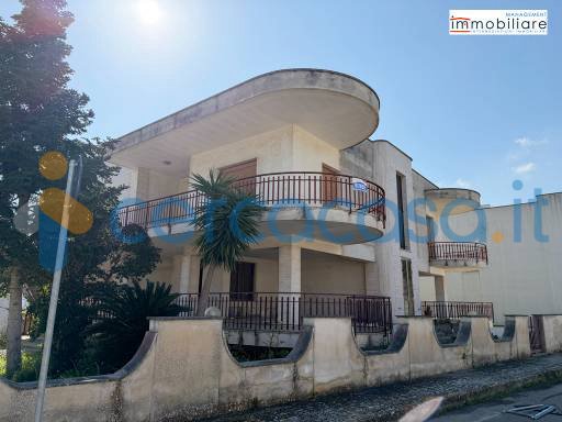 casa indipendente in vendita a Castrignano de' Greci