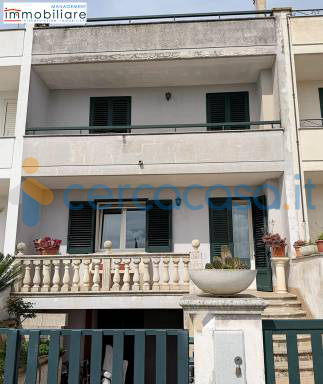 casa indipendente in vendita a Castrignano de' Greci