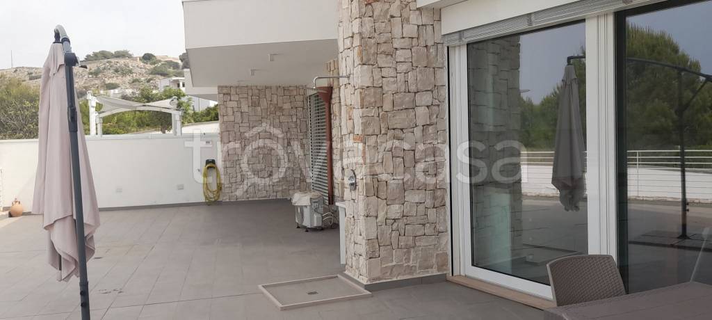 appartamento in vendita a Castrignano del Capo in zona Santa Maria di Leuca
