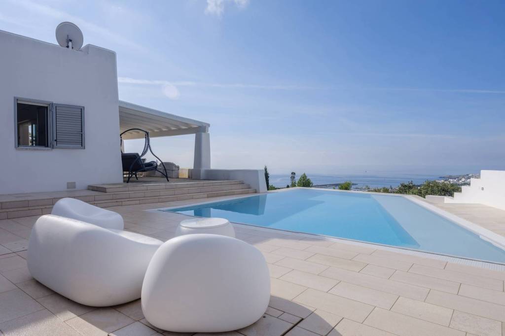 casa indipendente in vendita a Castrignano del Capo in zona Santa Maria di Leuca