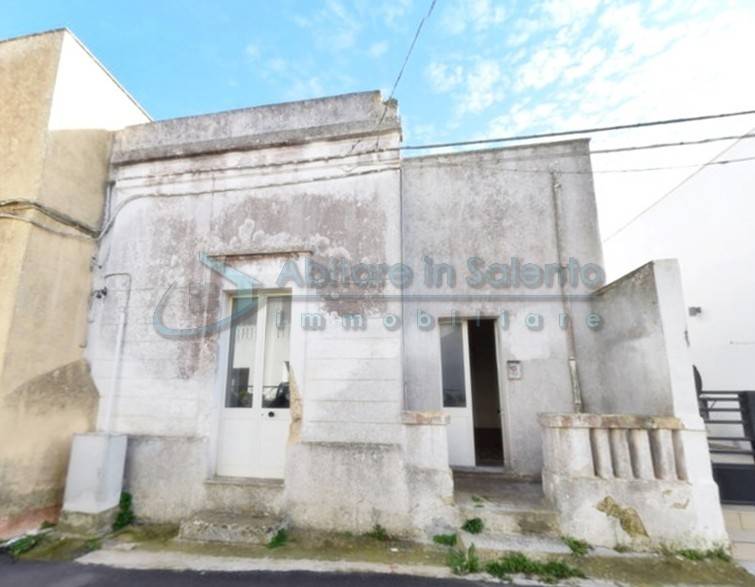 casa indipendente in vendita a Castrignano del Capo