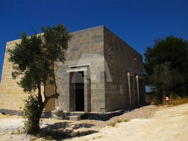 casa indipendente in vendita a Castrignano del Capo in zona Santa Maria di Leuca