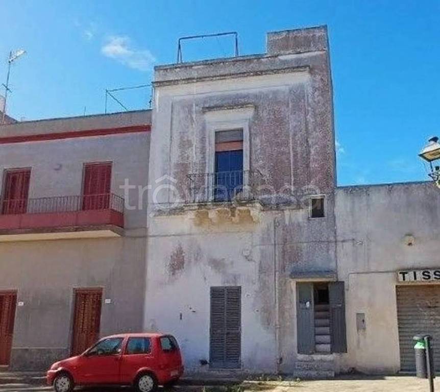 casa indipendente in vendita a Castrignano del Capo