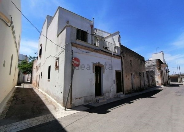 casa indipendente in vendita a Castrignano del Capo